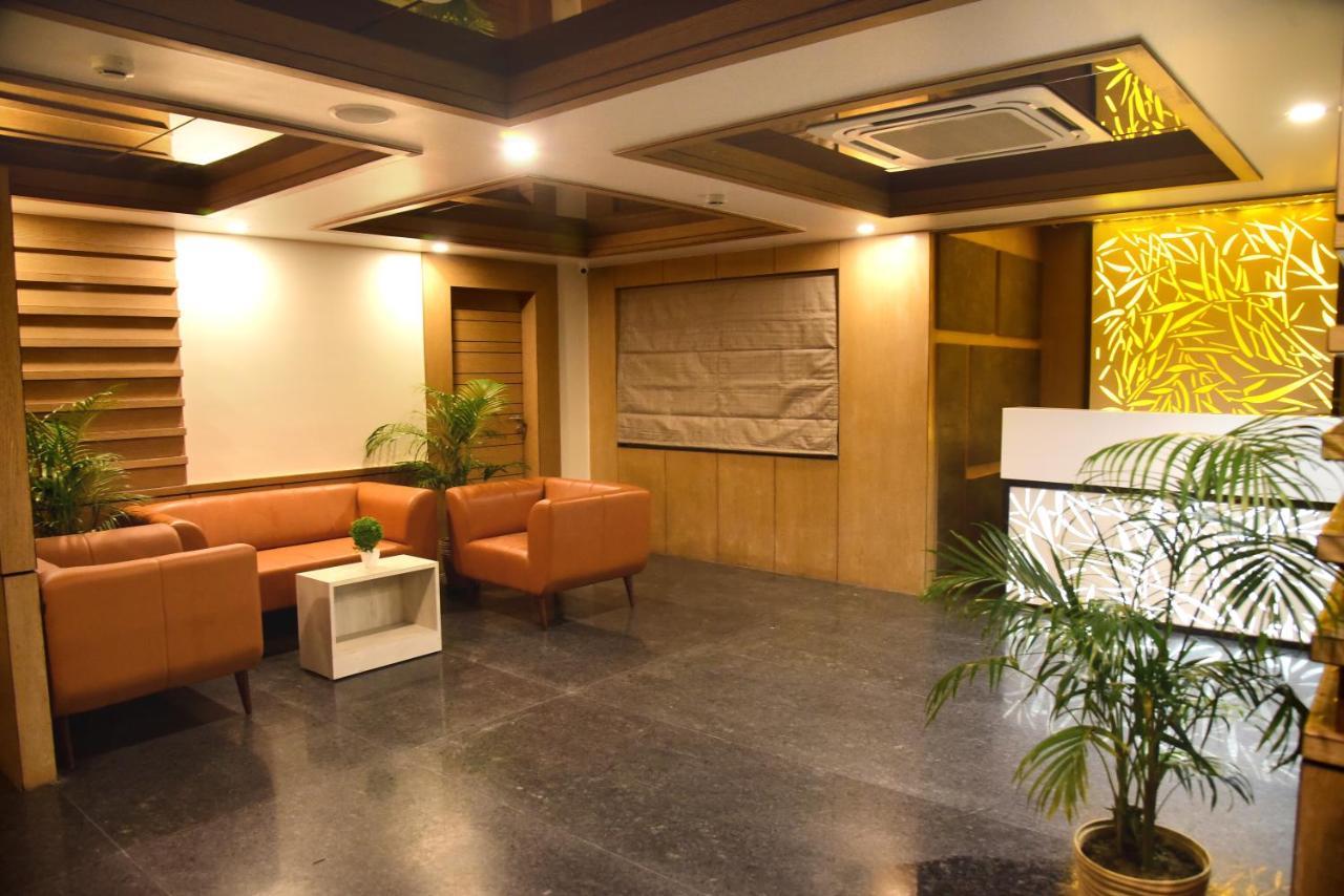 Hotel Rishiraj, Nagaon Nagaon  외부 사진