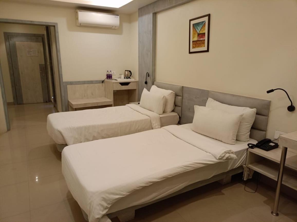 Hotel Rishiraj, Nagaon Nagaon  외부 사진