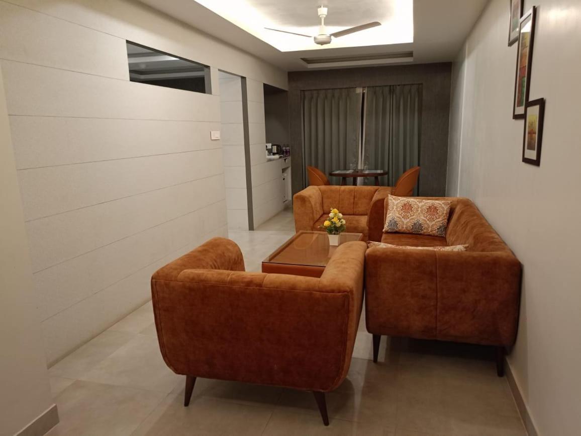 Hotel Rishiraj, Nagaon Nagaon  외부 사진